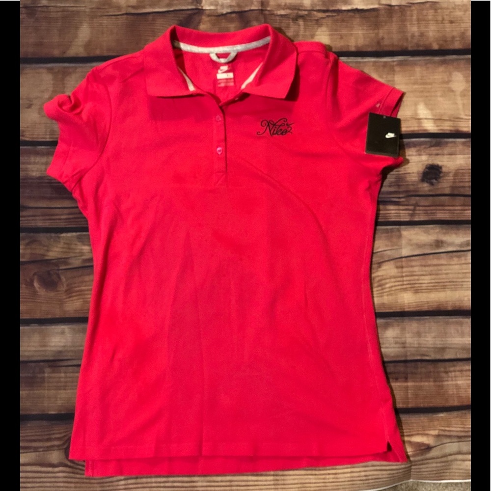 NWT Nike Top